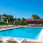 Ξενοδοχείο Areias Village 4*