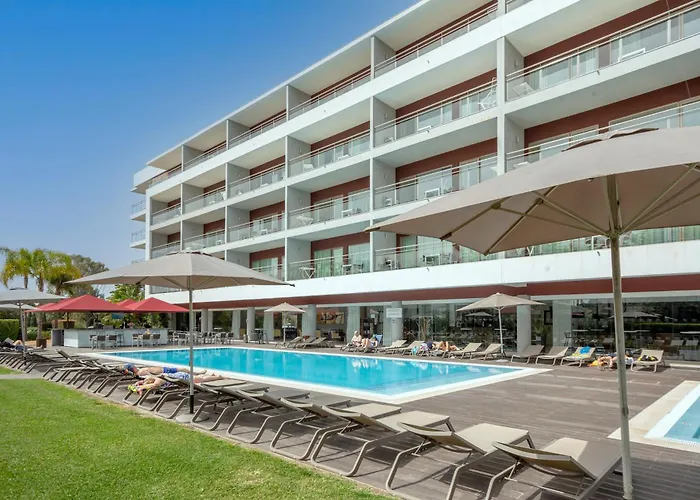 Hotel Areias Village 4*