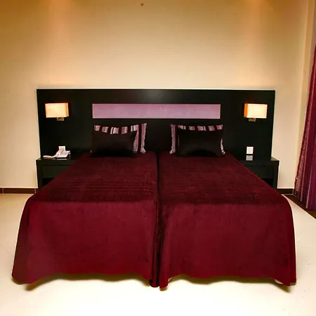 Areias Village Hotel 4*