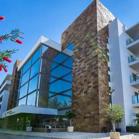 Areias Village Hotell 4*