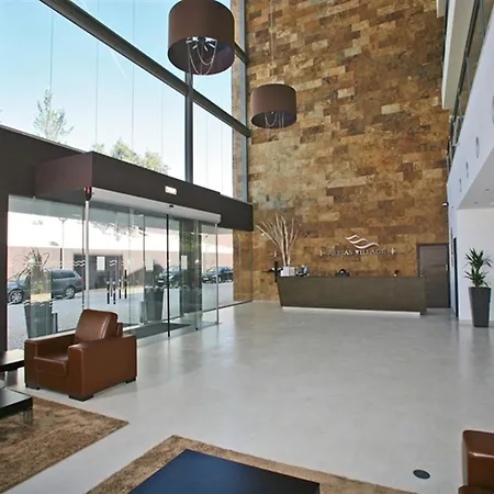 Areias Village Hotell 4*
